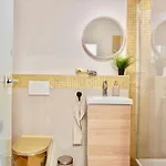 Neu Modernes In Lage, Free Parking Max 1,65m Höhe Und 1,8m Breite Apartment Karlsruhe