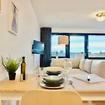 Neu Modernes In Lage, Free Parking Max 1,65m Höhe Und 1,8m Breite Karlsruhe
