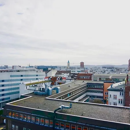 Neu Modernes In Lage, Free Parking Max 1,65m Hoehe Und 1,8m Breite Apartment