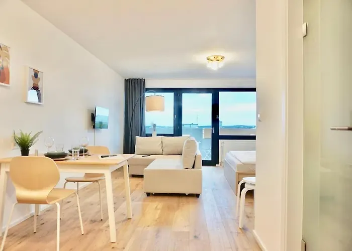 Neu Modernes In Lage, Free Parking Max 1,65m Hoehe Und 1,8m Breite *