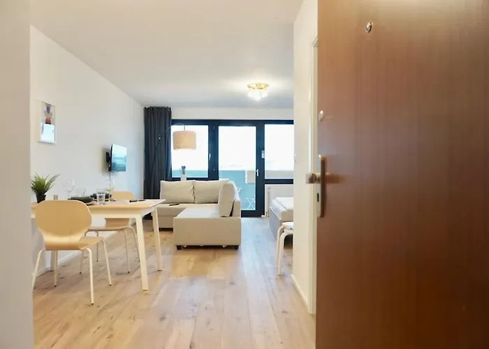 Apartamento Neu Modernes In Lage, Free Parking Max 1,65m Hoehe Und 1,8m Breite