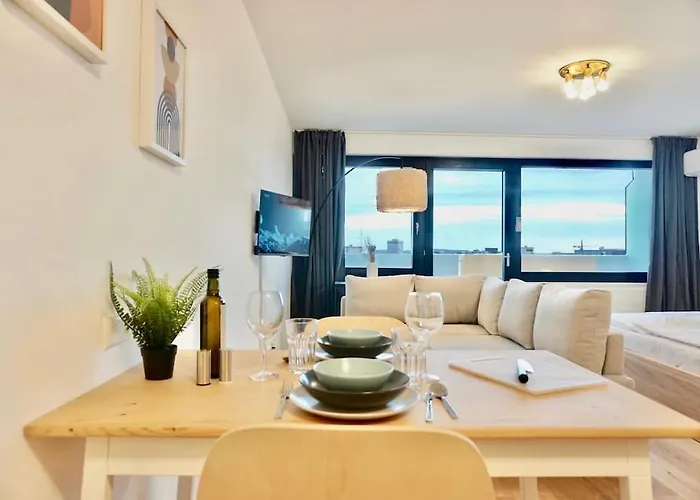 Neu Modernes In Lage, Free Parking Max 1,65m Hoehe Und 1,8m Breite Karlsruhe